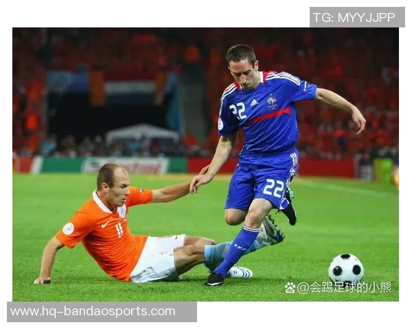 高阿与加尔各答竞技的精彩对决揭示了足球战术与团队合作的魅力